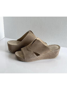 David Tate Twinkle Wedge Slide Sandals Women's 8.5 WW Tan Perforated Suede Comfy